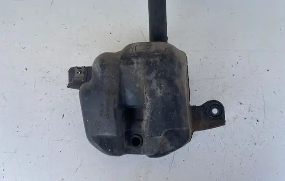 Peugeot 806 Windshield washer fluid reservoir/tank 1461945080