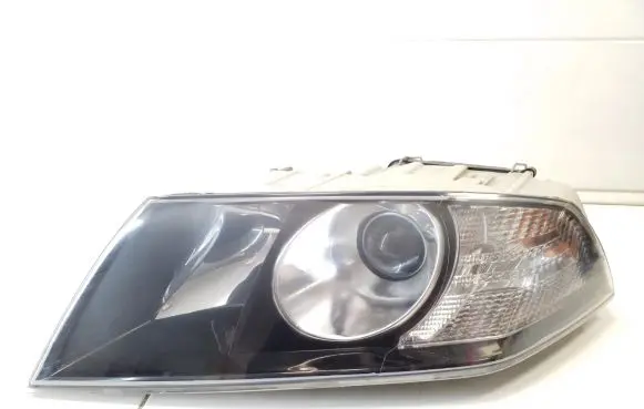 Skoda Octavia Mk2 (1Z) Headlight/headlamp