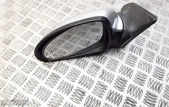 KIA Ceed Front door electric wing mirror e4022608 e4022609