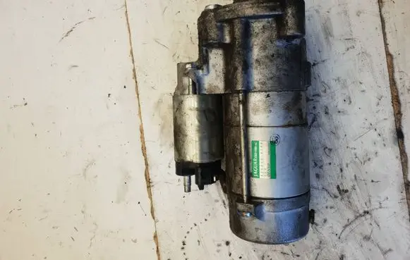 Jaguar XF X250 Starter motor CX2311001AC 4280008740
