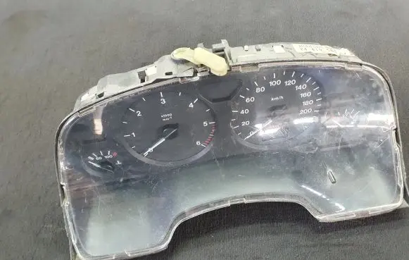 Opel Zafira A Speedometer (instrument cluster) 24419560HT