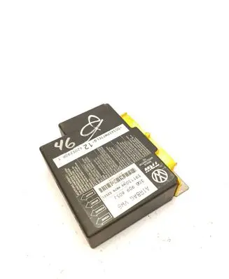 Volkswagen PASSAT B6 Airbag control unit/module 3C0909605J