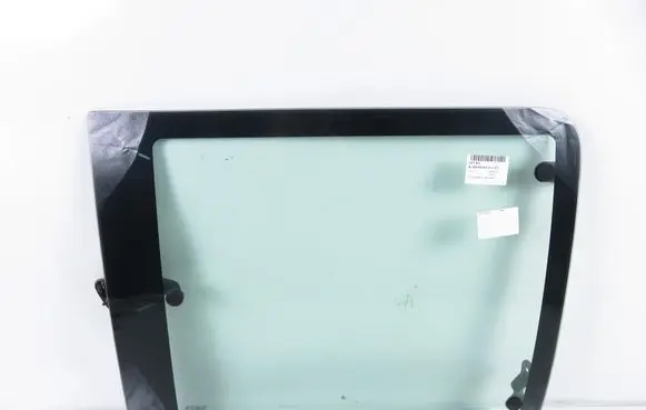 Fiat Doblo Rear side window