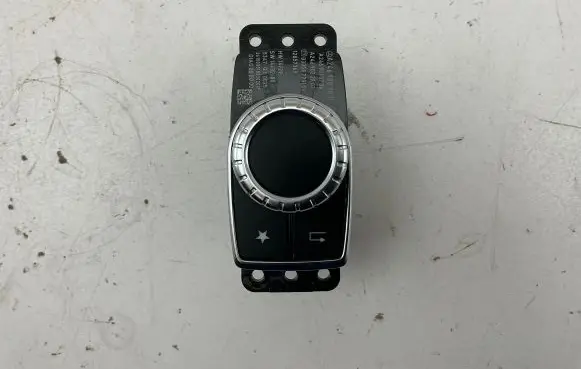 Mercedes-Benz A W176 Multifunctional control switch/knob A2469009815 A2469022203 A2469010706