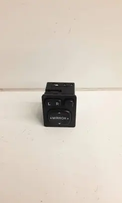 Toyota RAV 4 (XA30) Wing mirror switch 183575