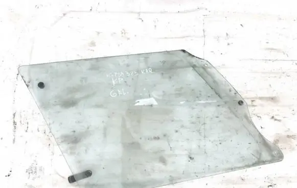 Mazda 323 Rear door window glass