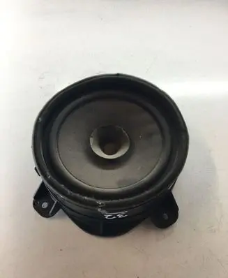 Mitsubishi Grandis Rear door speaker MR986442