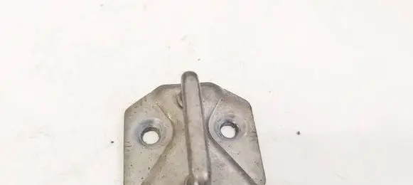 Ford Focus Front door lock loop/hook striker AM5AA21982AA AM5A-A21982-AA