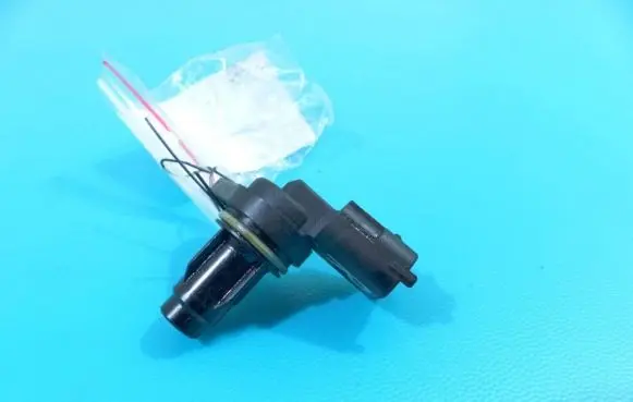 KIA Venga Camshaft position sensor 39350-2B000 IMPRK1214226