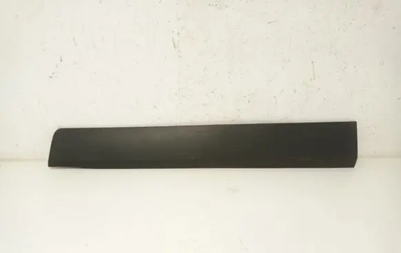 Opel Crossland X Front door trim (molding) 13482097