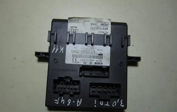 Audi A6 S6 C6 4F Comfort/convenience module 4F0907279 F005V00384 4F0910279