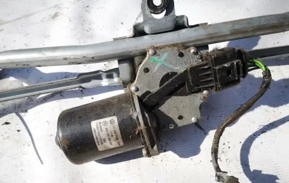 Seat Toledo II (1M) Wiper motor 1j1955113b 443122235017