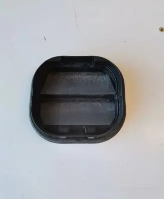 Opel Mokka X Quarter panel pressure vent 13502348