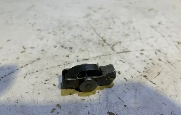 Dodge Durango III Valve rocker arm 