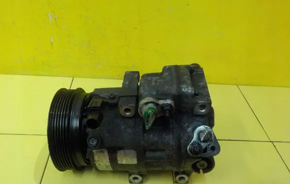 Hyundai Santa Fe Air conditioning (A/C) compressor (pump) D4EB