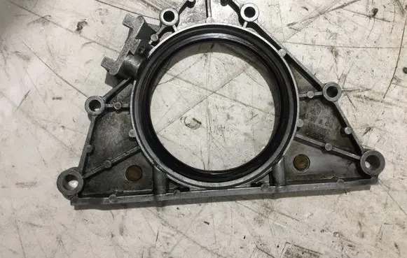 BMW X5 E70 Other engine bay part 003982