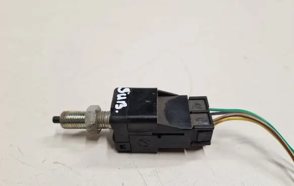 Subaru Outback Brake pedal sensor switch 8226H