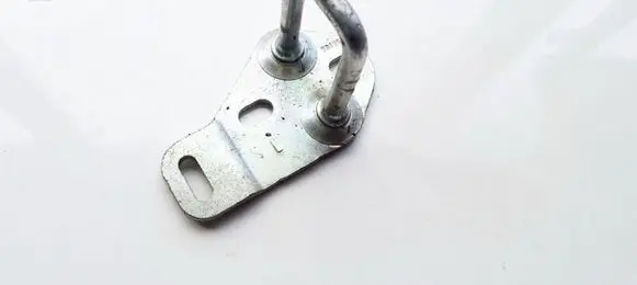 Mercedes-Benz C W203 Front door lock loop/hook striker 