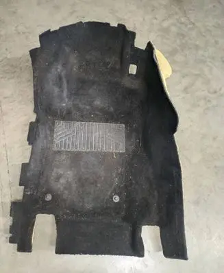 Mercedes-Benz GL X164 Front floor carpet liner A1646803140