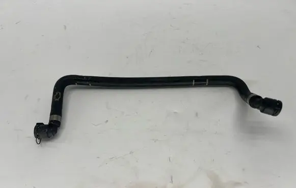 BMW 1 F20 F21 Engine coolant pipe/hose 8616555