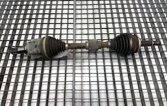 Lexus CT 200H Front driveshaft 