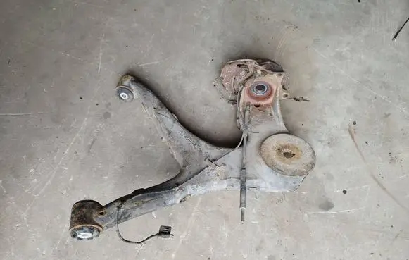 Mercedes-Benz Vito Viano W639 Rear control arm a6393522804
