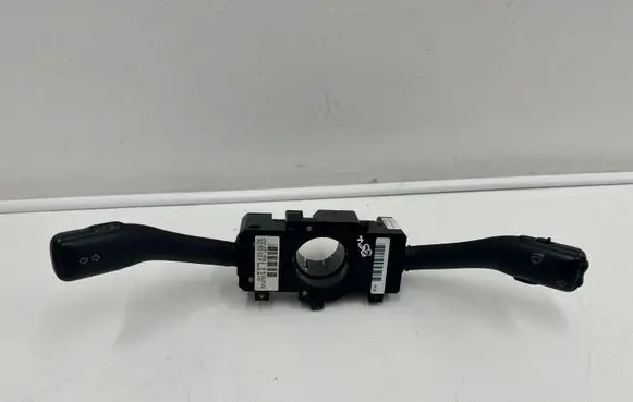 Volkswagen PASSAT B5.5 Wiper turn signal indicator stalk/switch 4B0953503G CZK0301202022 8L953513