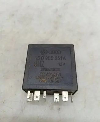 Volkswagen PASSAT B5 Other relay 4B0955531A 72WA401 377