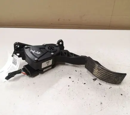 Hyundai Santa Fe Accelerator throttle pedal CDR0163A2B900