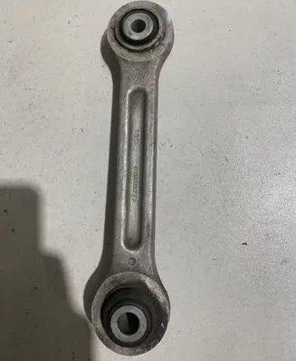 Maserati Ghibli Rear control arm 670035979