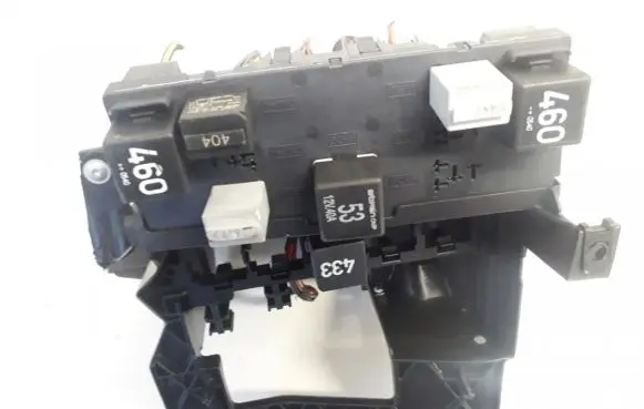 Volkswagen Jetta V Fuse box set 3c0937049e