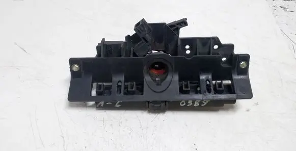 Audi A6 S6 C5 4B Tailgate exterior lock 8D9827565H 4B0827565H