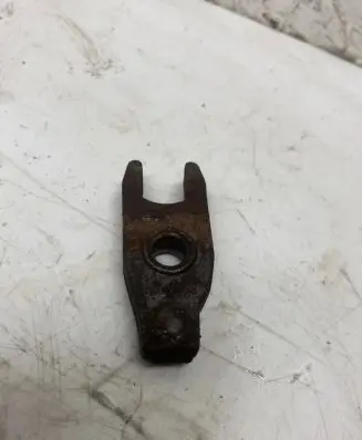 Peugeot 206 Fuel Injector clamp holder 920201