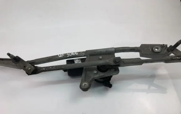 Volvo V70 Wiper motor 8648343