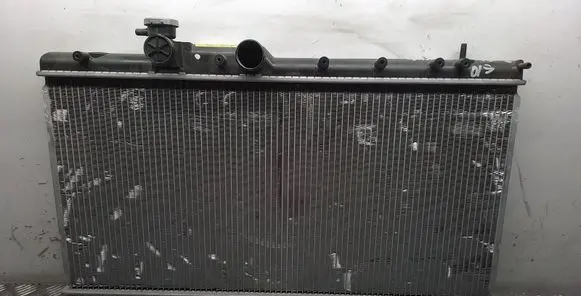 Subaru Impreza II Coolant radiator