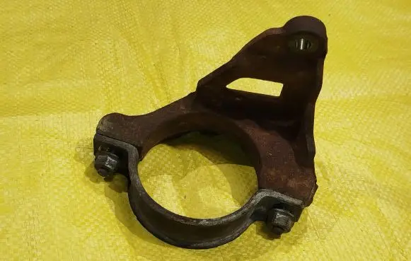 Ford Transit VII Driveshaft support bearing bracket 8C113K305AB