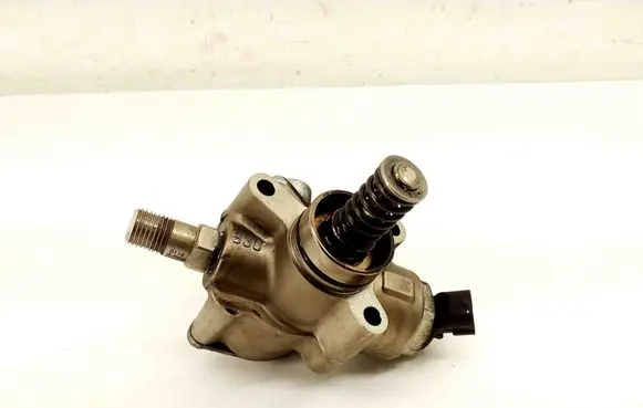 Mazda CX-7 Mechanical fuel pump HFS863018110 HFS86301
