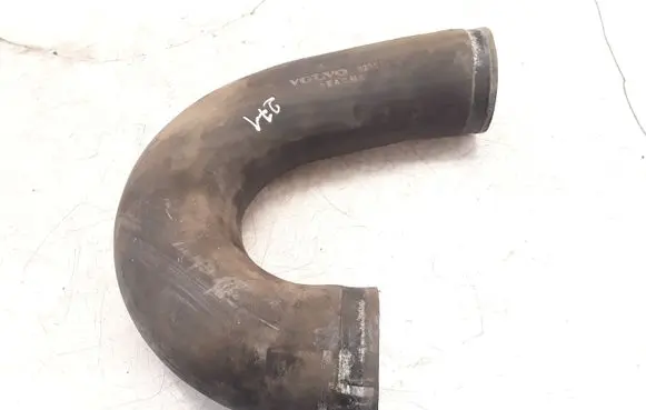 Volvo S40, V40 Intercooler hose/pipe 823529