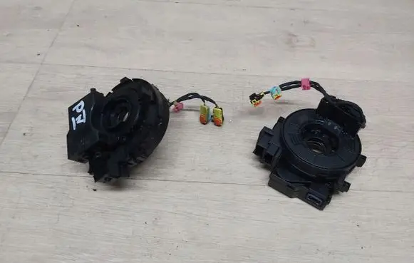 Toyota Prius (XW50) Yaw turn rate sensor 