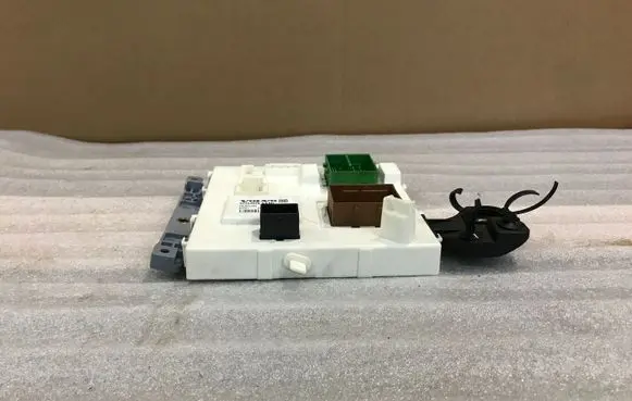 Volvo V60 Fuse box set 32254026AA 90701560