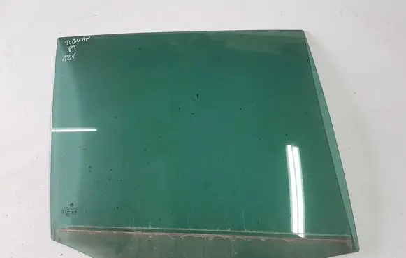 Volkswagen Tiguan Rear door window glass
