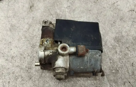 Mercedes-Benz E W124 ABS Pump 0265200007