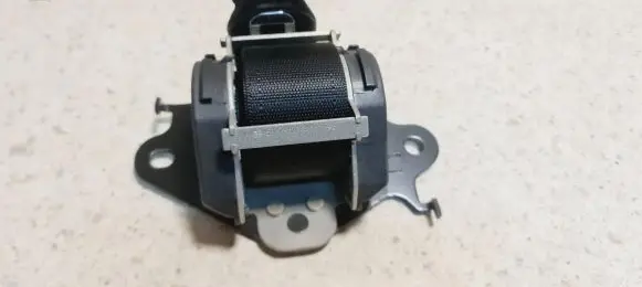 Opel Meriva A Middle seatbelt (rear) 04167074 93335123 93390052