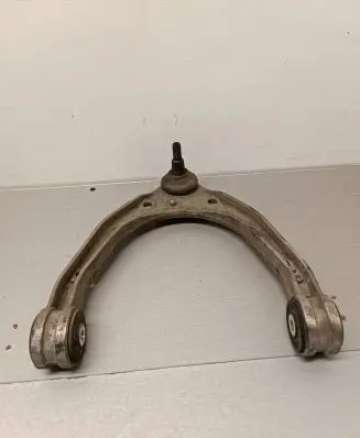 Volkswagen Touareg I Front lower control arm/wishbone 7L0407047A