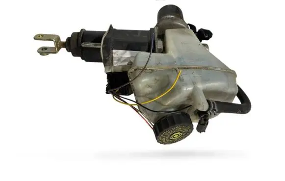Mercedes-Benz E W211 Master brake cylinder A2114300302 0204251302 0204221045