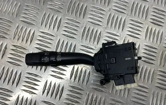 Toyota Avensis T250 Indicator stalk 173650