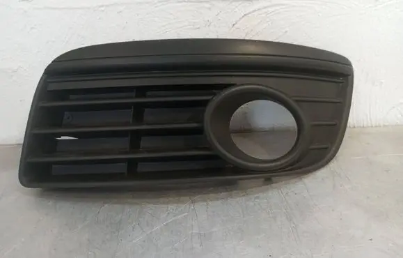 Front bumper lower grill