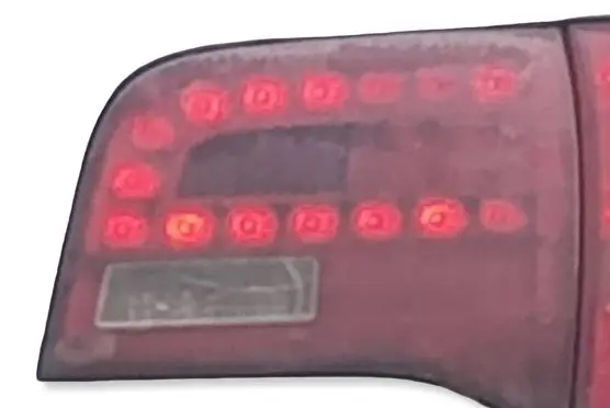 Audi A4 S4 B7 8E 8H Tailgate rear/tail lights 4F9945094C 89037124 20000700