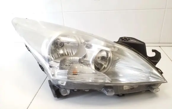 Peugeot 5008 Headlight/headlamp 9682519080
