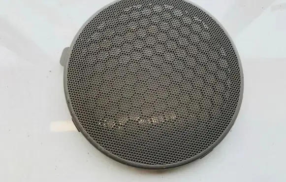 Side speaker trim/cover